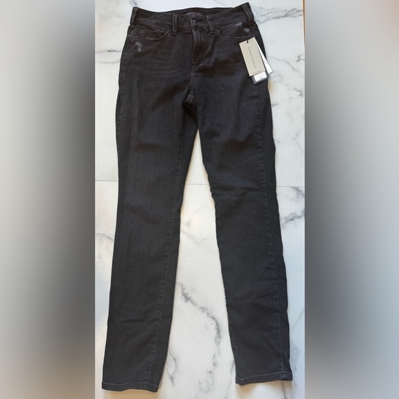 NYDJ Black Distressed Skinny Jeans Size 2 NWT Stretch Denim $134 Retail - Picture 1 of 4